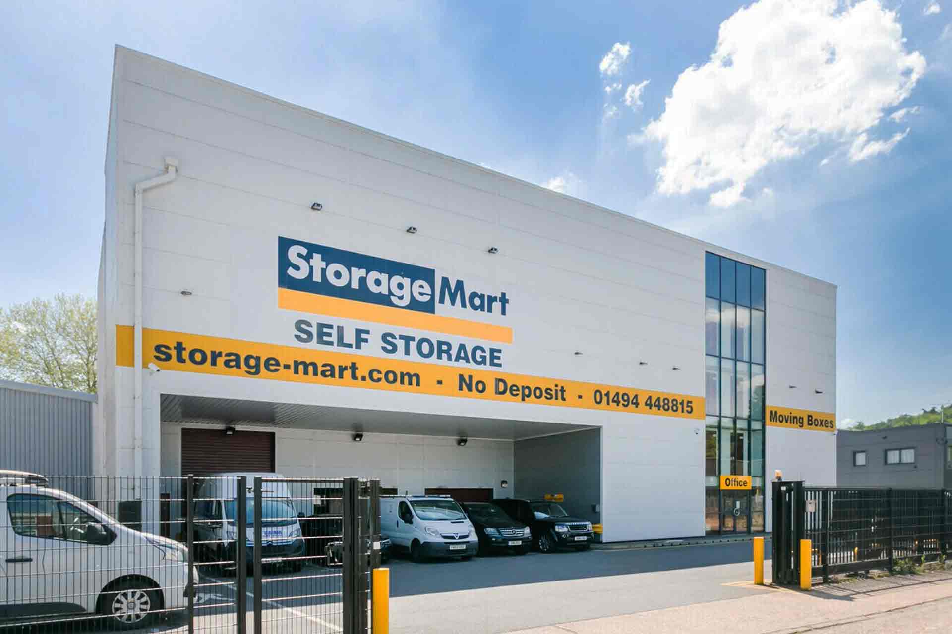 Featured image of StorageMart High Wycombe.
